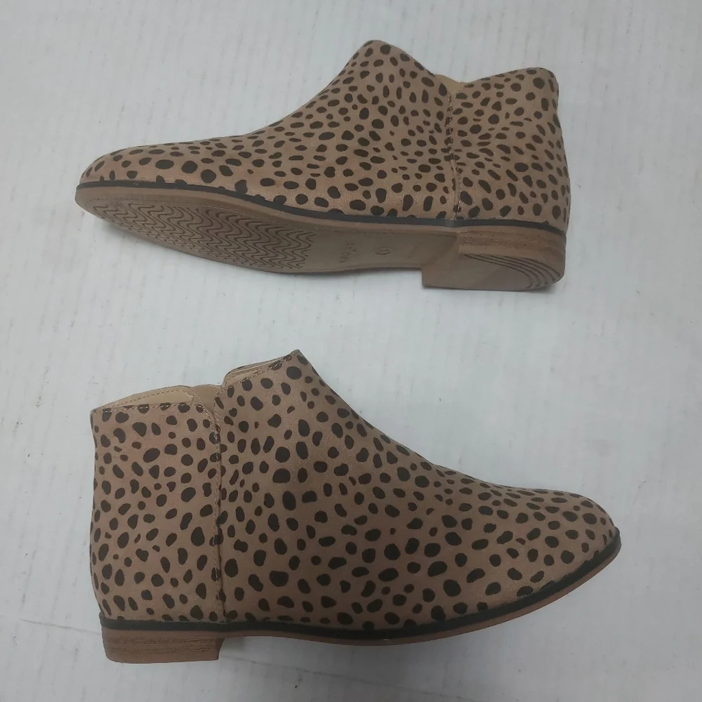 Cat & Jack Leopard Print Ankle Boots Size 4 NWNT
